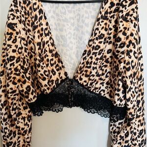 Leopard Print Crop Top with Lace Trim